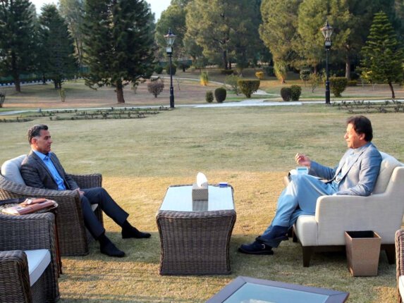 Faiz Hameed Meeting with Imran Khan in Bani Gala