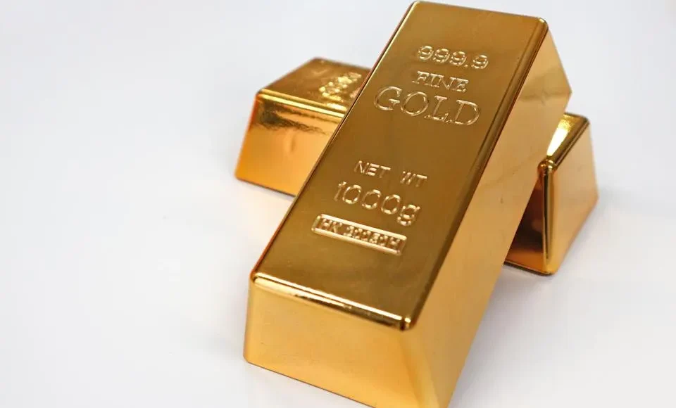 Gold gets cheaper again as prices continue to slide nationwide