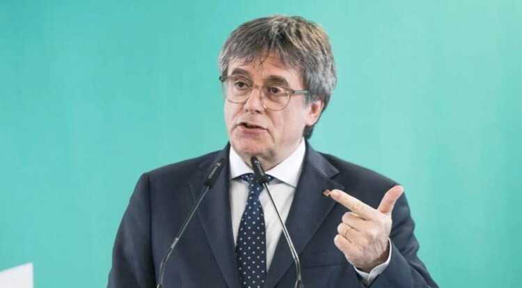 Junts breaks away from Spain’s ruling alliance, announces move to opposition